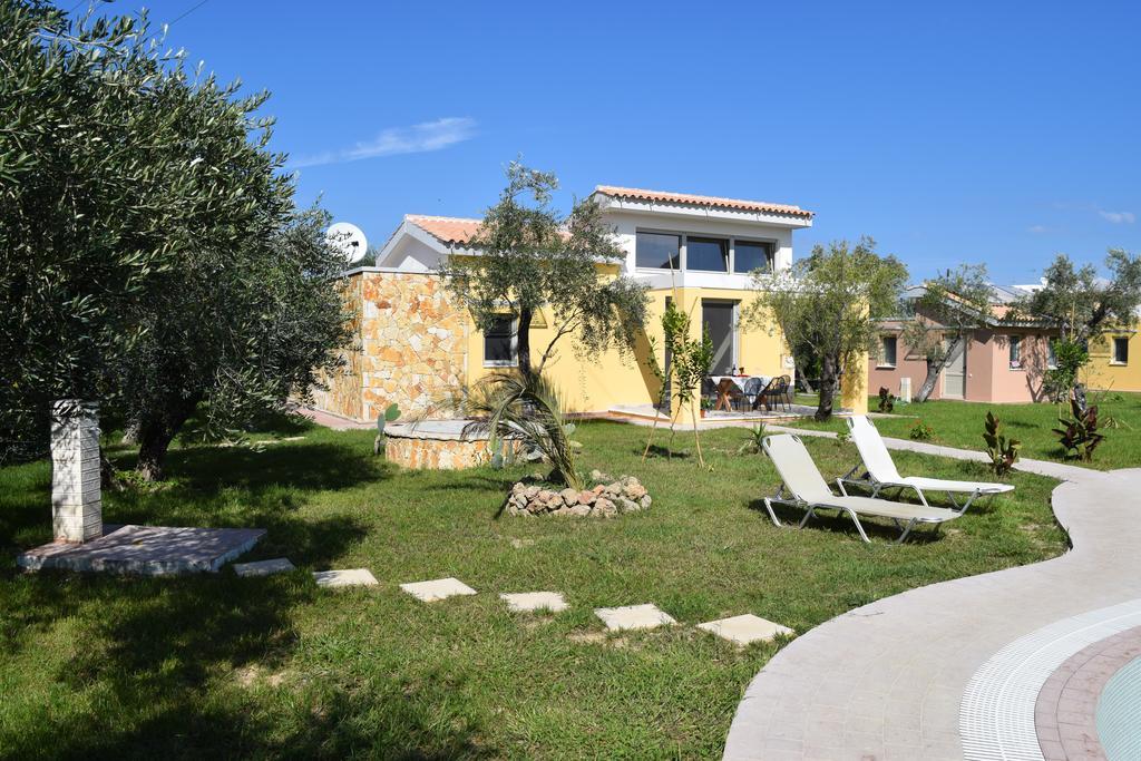 Three Stars Luxury Villas Мораитика Екстериор снимка