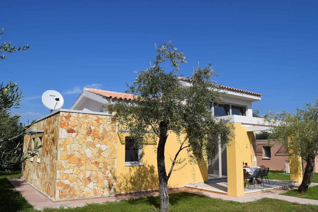 Three Stars Luxury Villas Мораитика Екстериор снимка