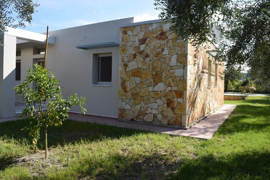 Three Stars Luxury Villas Мораитика Екстериор снимка