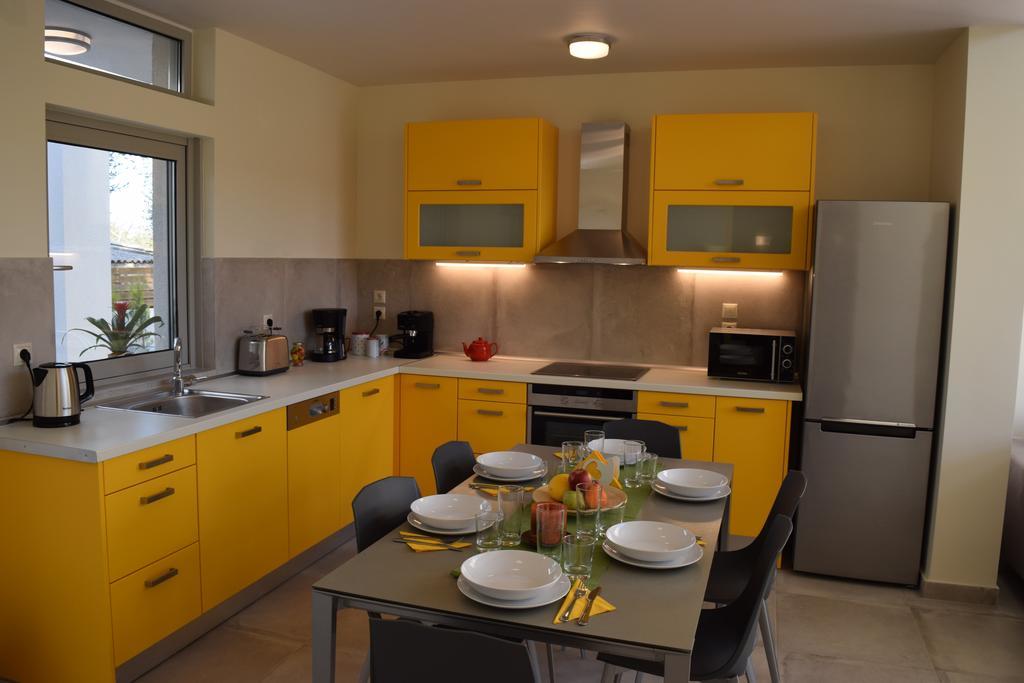 Three Stars Luxury Villas Мораитика Екстериор снимка