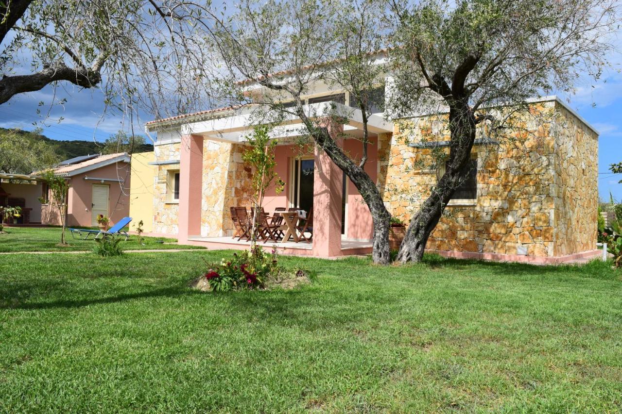 Three Stars Luxury Villas Мораитика Екстериор снимка